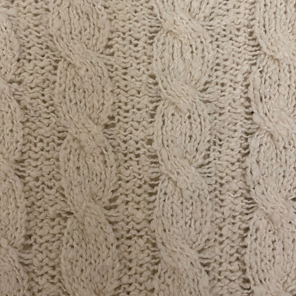 Abercrombie kids white sweater - Picture 4 of 6